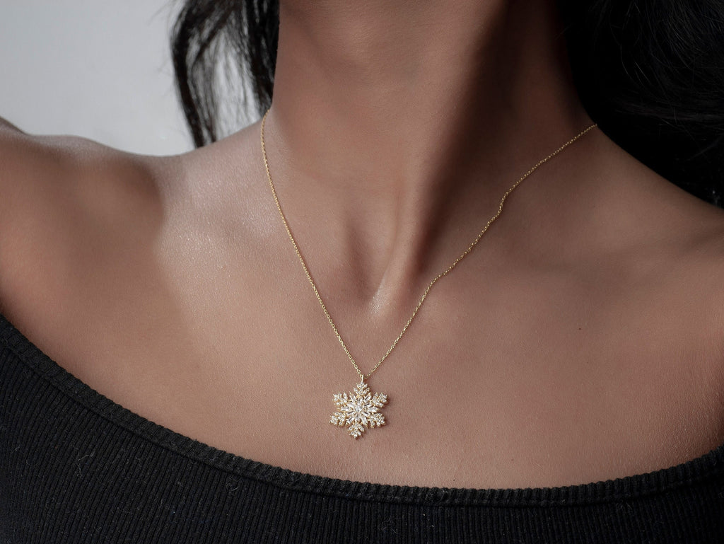 Sterling Silver Snowflake Necklace