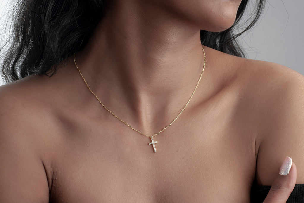 Cross Pendant Necklace