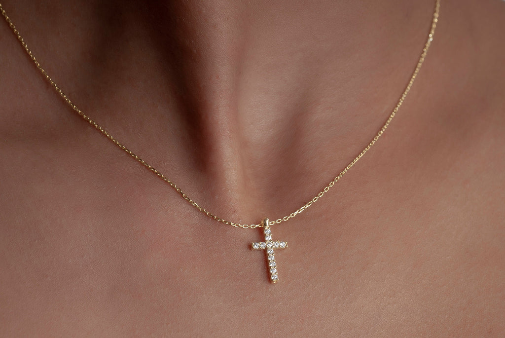 Cross Pendant Necklace