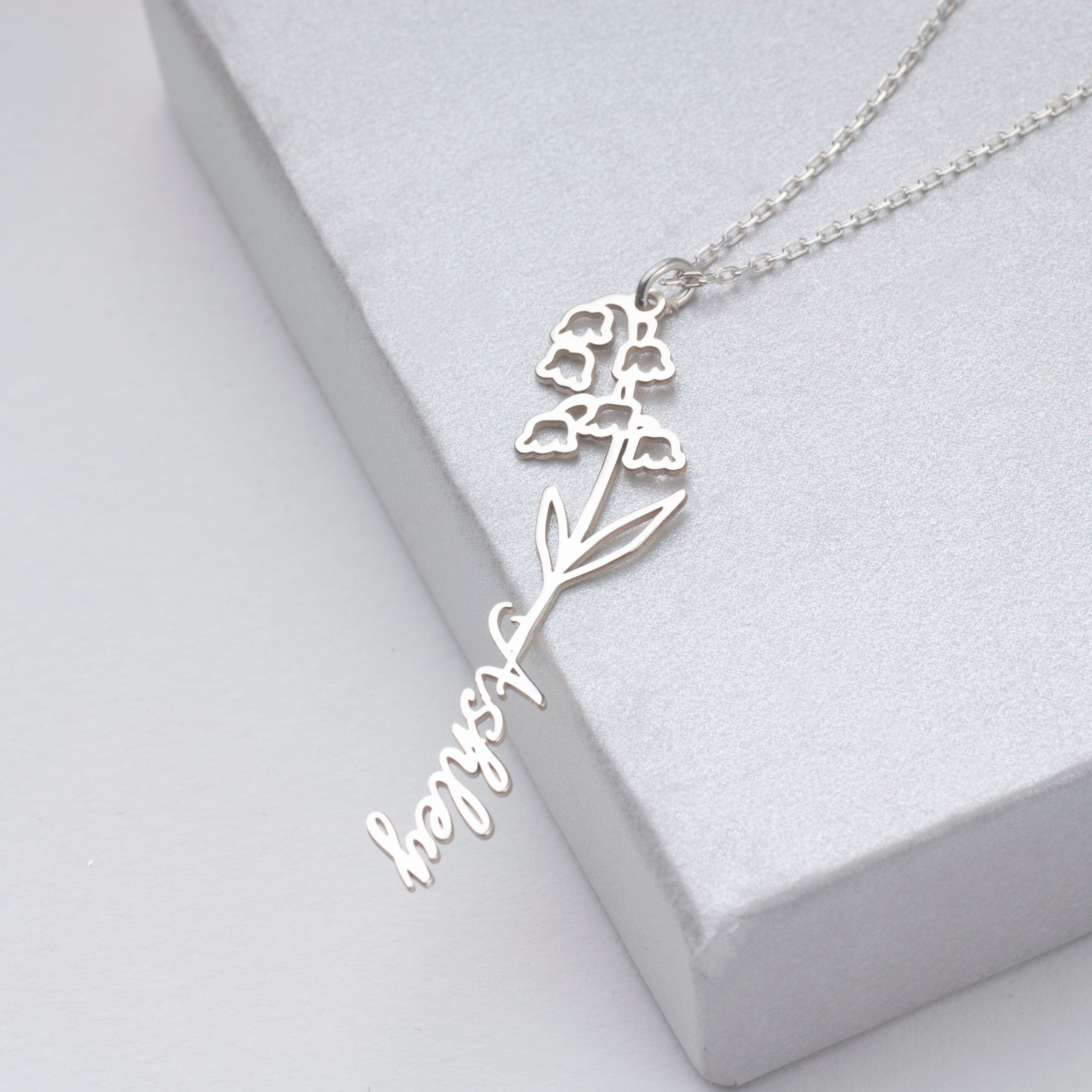 Personalized Birth Flower Name Necklace