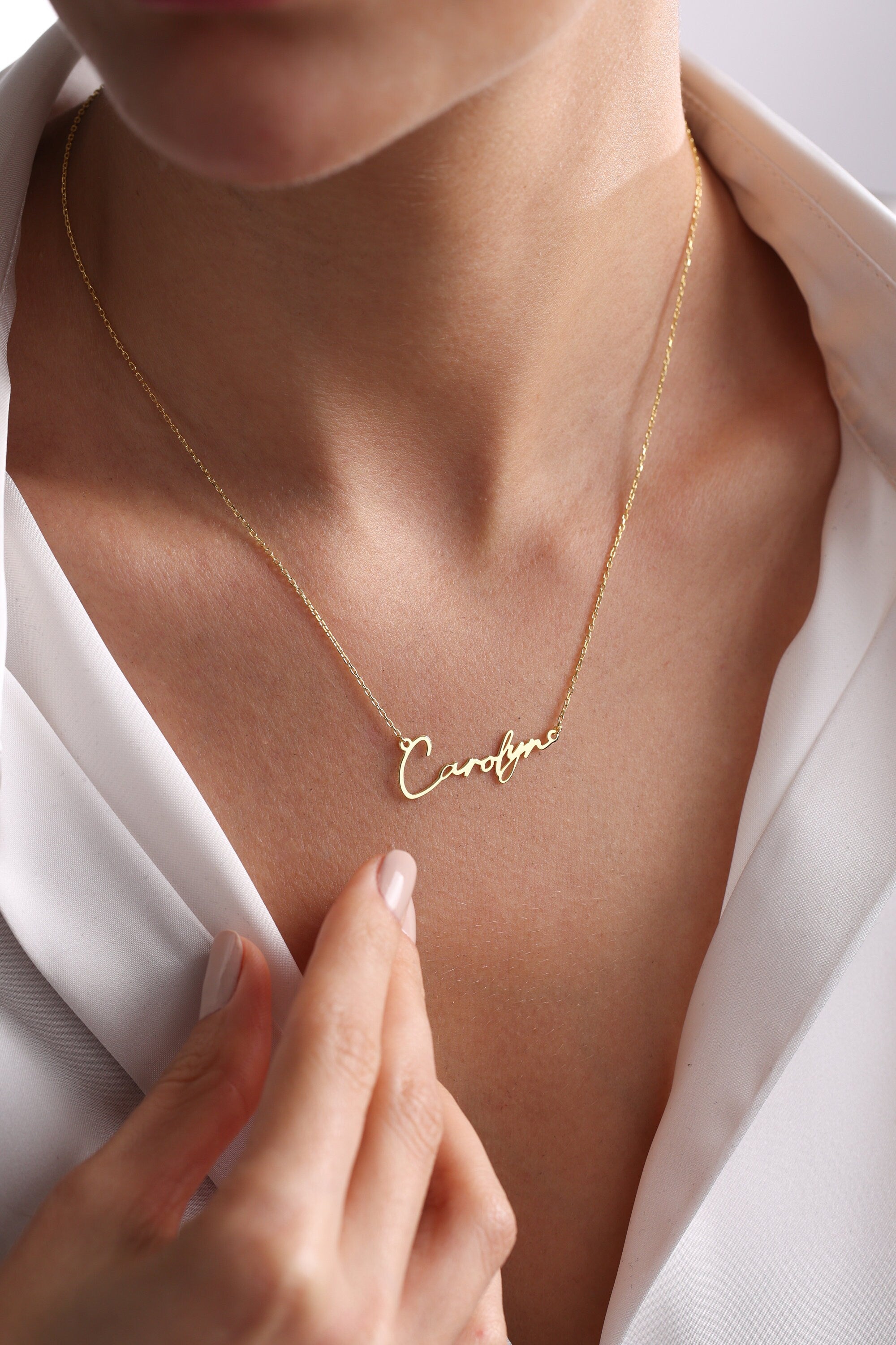 Personalized Gold Name Necklace