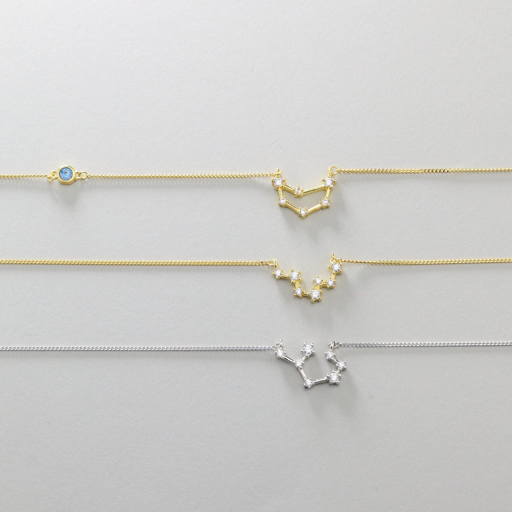 Aquarius Zodiac Necklace with Garnet Birthstone for Mother Day