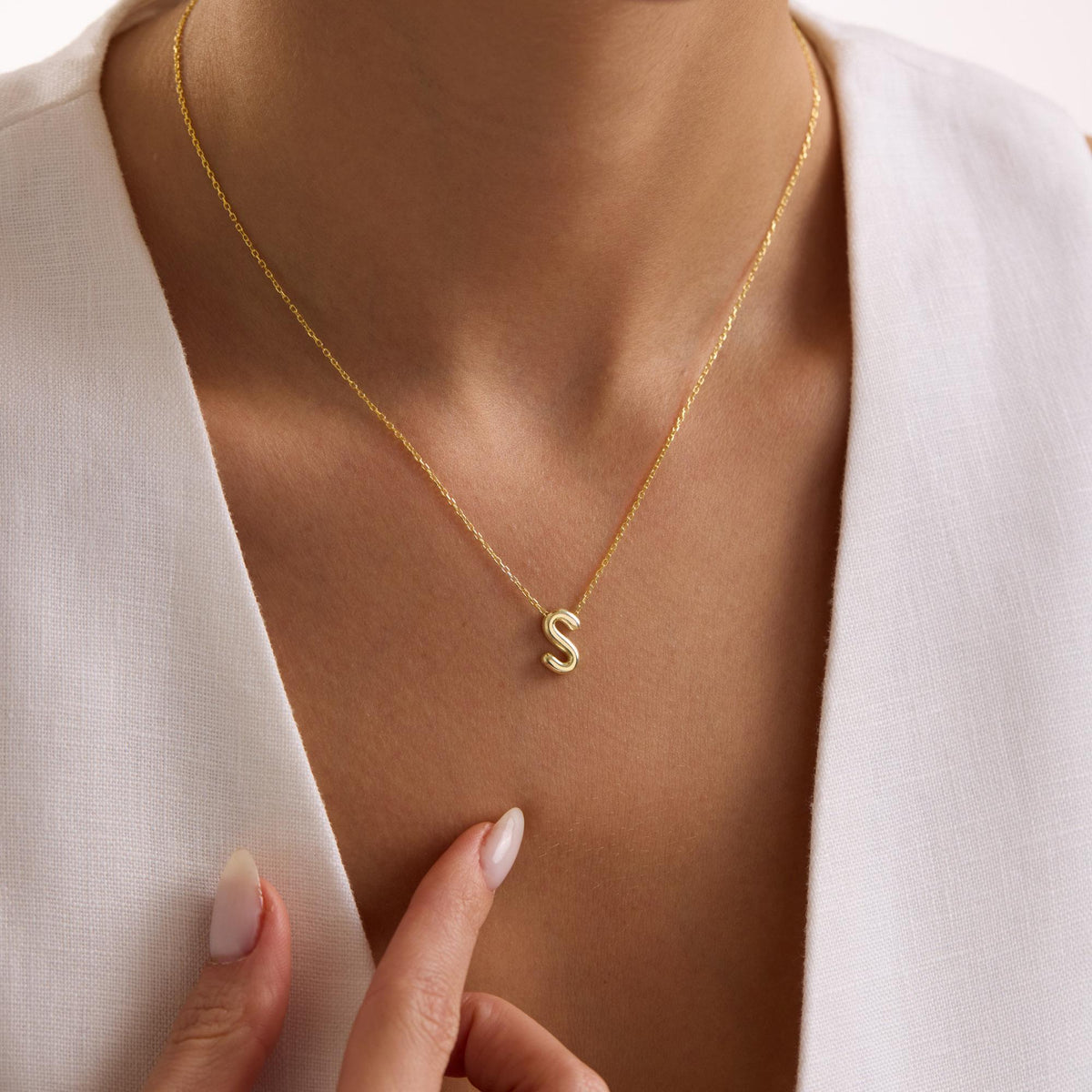 Personalized 3D Bubble Initial Necklace