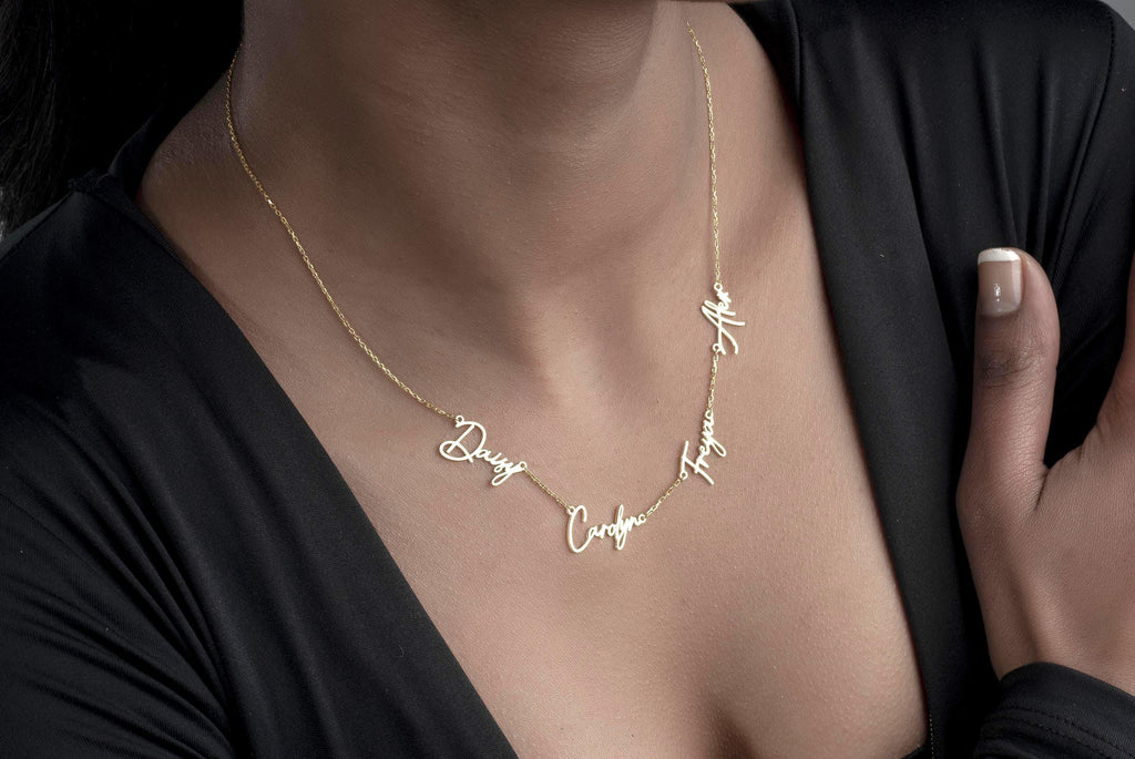 Dainty Name Necklace
